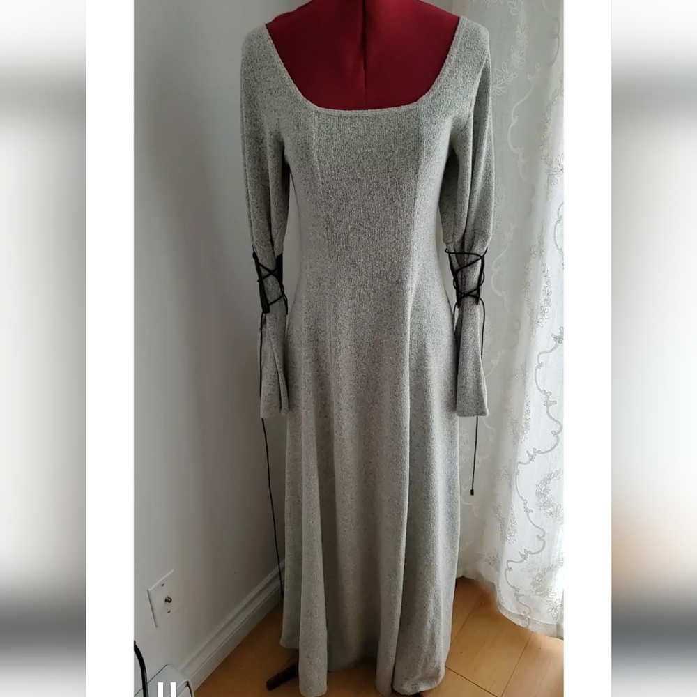 VTG medieval ready-to-wear dress